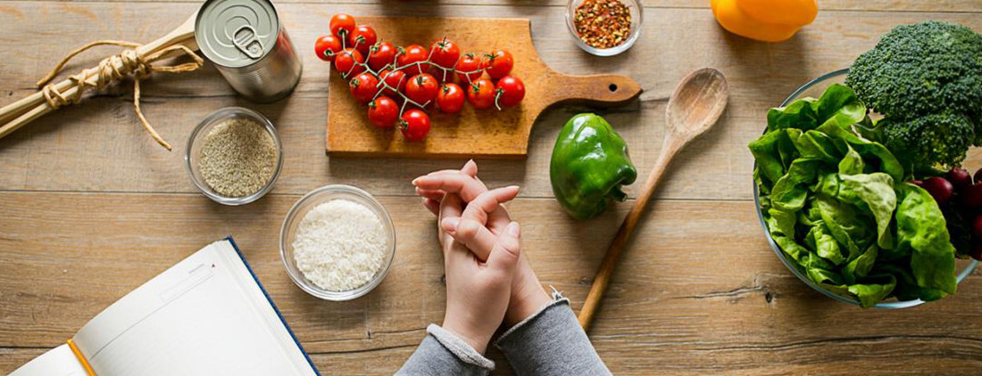 نظارت بر مواد خوراکی،آرایشی و بهداشتی