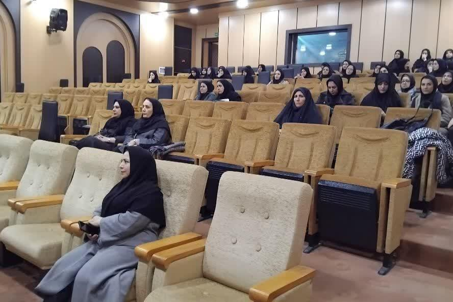 برگزاری دوره آموزشی سلامت باروری و یائسگی زنان میانسال با محوریت پیشگیری از سرطان دهانه رحم در دانشگاه علوم پزشکی اردبیل